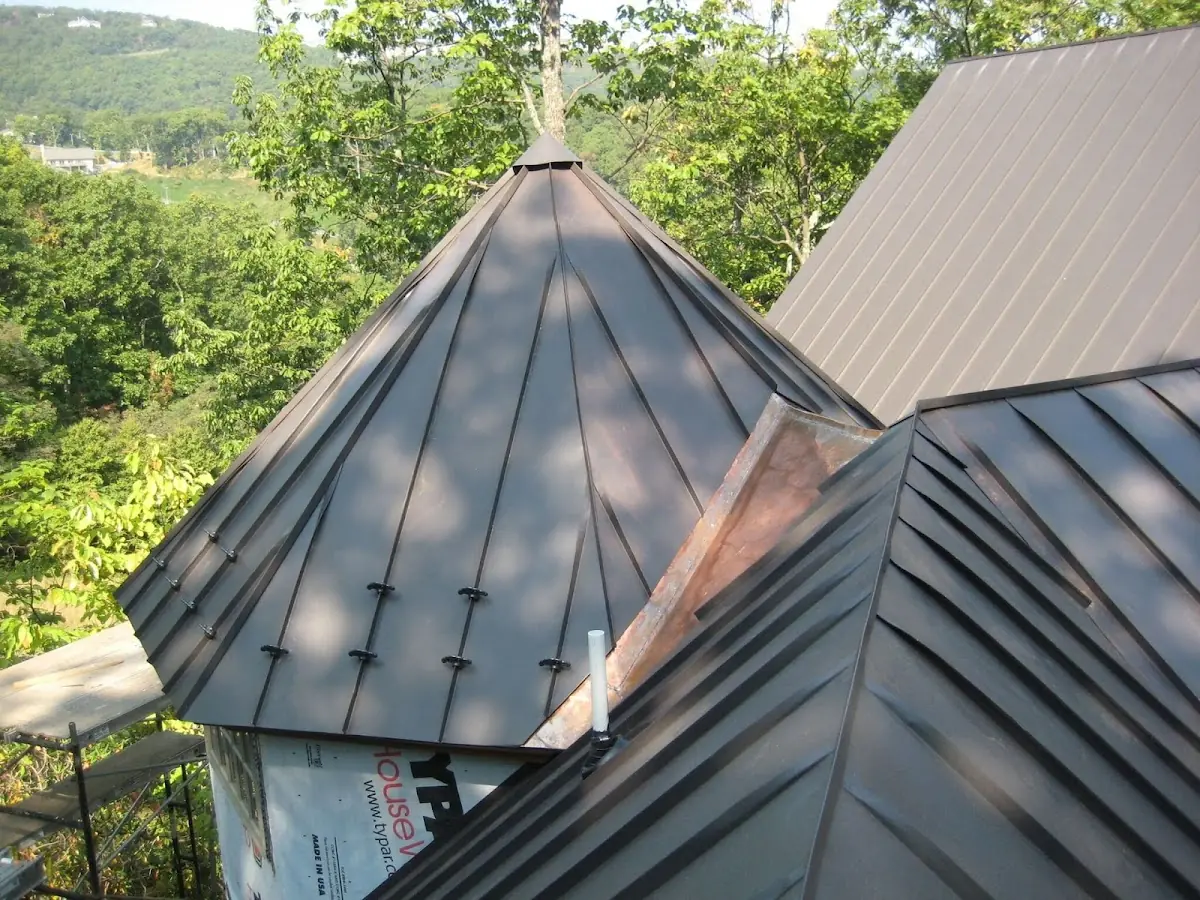 Professional Gutter Cleaning by Craftsman Roofing in Arden Manor