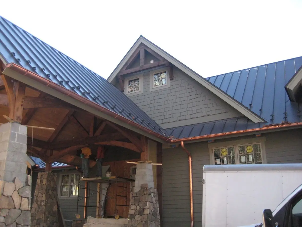 Craftsman Roofing team delivering quality roofing work in Arden Manor